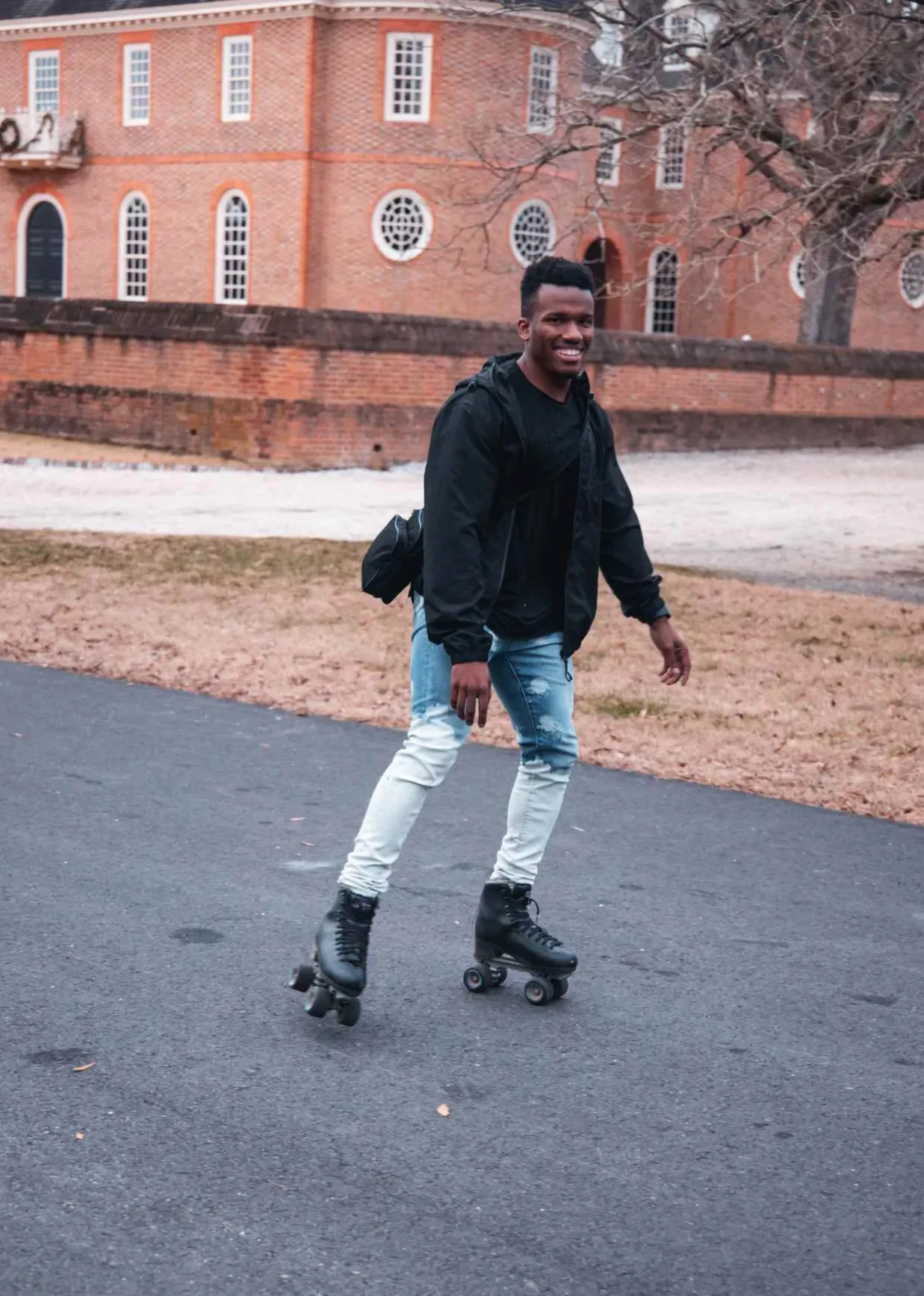 Group Roller Skating Lessons (Al Quoz) - Ages 4-19 Image1.webp